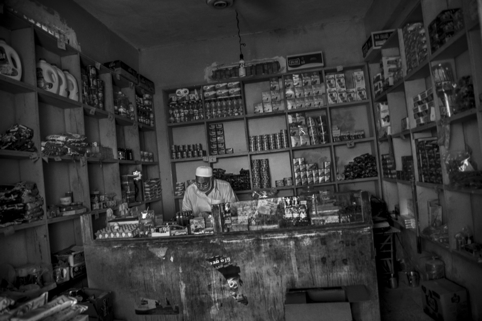 Egypt, Siwa, June 28th 2017 In a shop. Egypte, Siwa, 28 Juin 2017 Dans une boutique. Ferhat Bouda / Agence VU