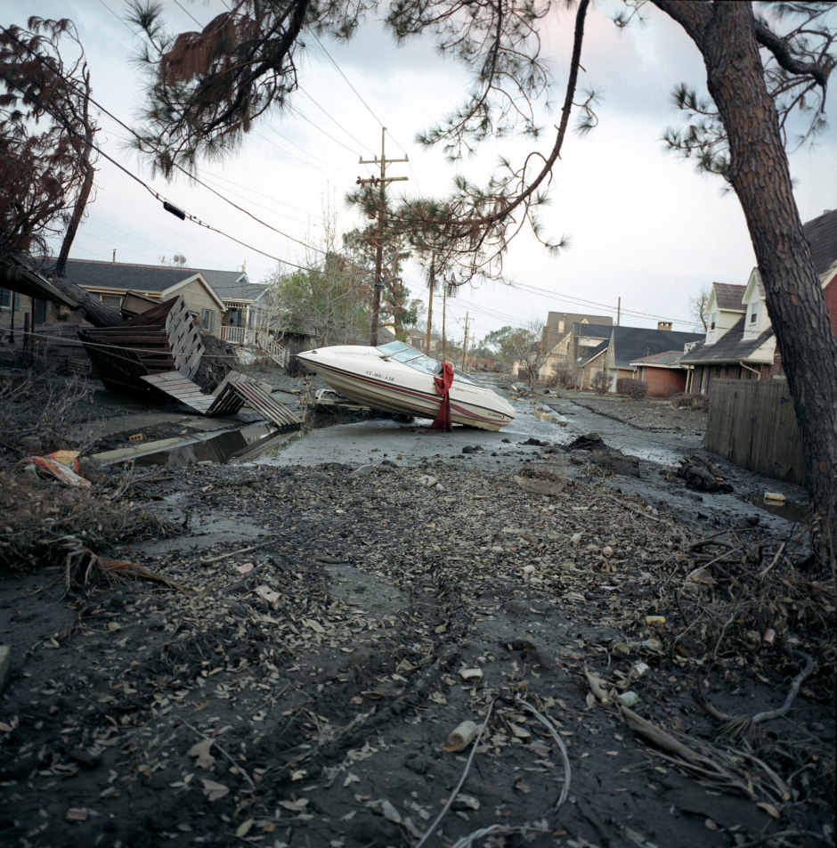USA, Louisiana, New Orleans, 30 September 2005 New Orleans, a month after hurricane Katrina. USA, Louisiane, La Nouvelle Orleans, 30 septembre 2005 La Nouvelle Orleans, un mois aprËs le passage du cyclone Katrina. Philippe Brault / Agence VU
