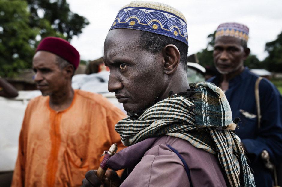 Central African Republic, Bougoula, 04 December 2013In the village of Bougoula, between Bangui and Bouali, a Fulani man of the muslim community is on armed guard duty.RÈpublique centrafricaine, Bougoula, 04 dÈcembre 2013Dans le village de Bougoula, entre Bangui ‡ Bouali, un homme appartenant ‡ la communautÈ peule, musulmane, monte la garde.Michael Zumstein / Agence VU