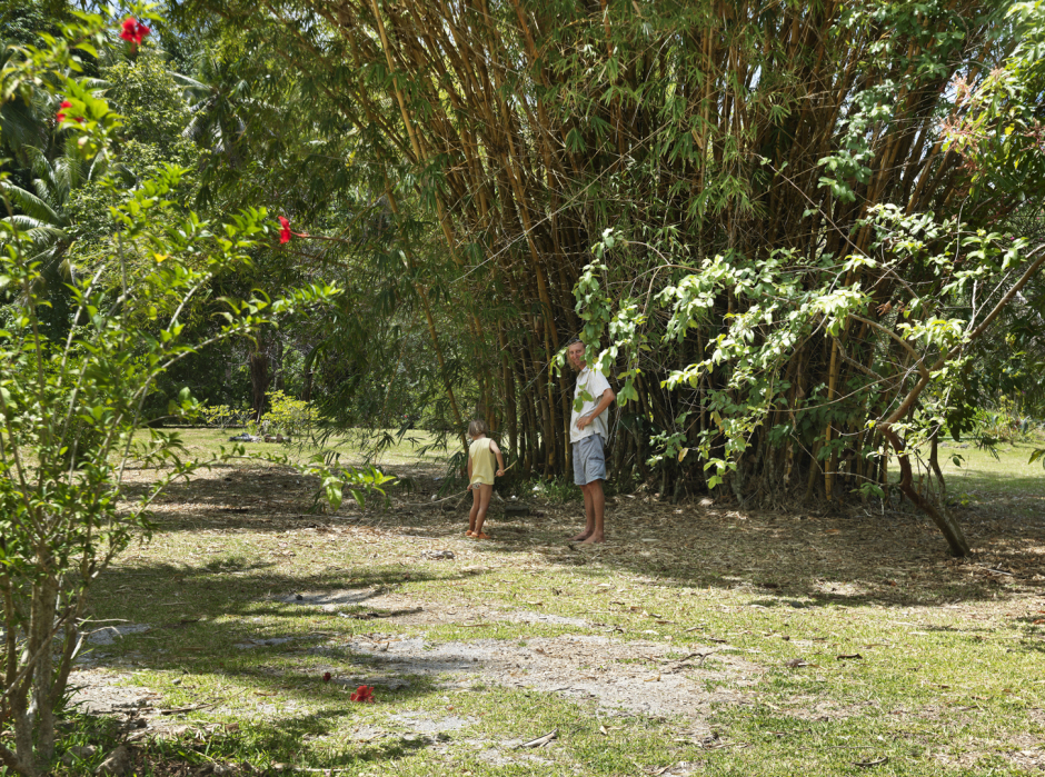French Polynesia, Tahaa, 06 March 2011From the series "Second Nature".PolynÈsie FranÁaise, Tahaa, 06 mars 2011Issue de la sÈrie "Second Nature".Guy Tillim / Agence VU