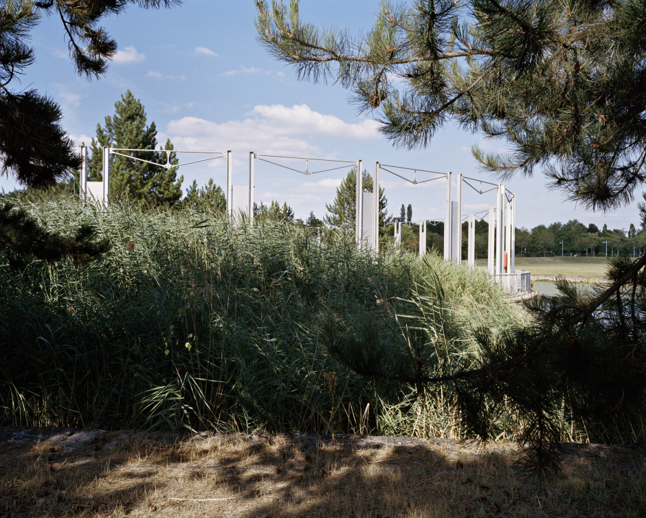 Luxembourg, Kirchberg, August 5, 2015 Central Park, Retention basin. Luxembourg, Kirchberg, 5 août 2015 Parc Central, bassin de rétention. Yvon Lambert / Agence VU