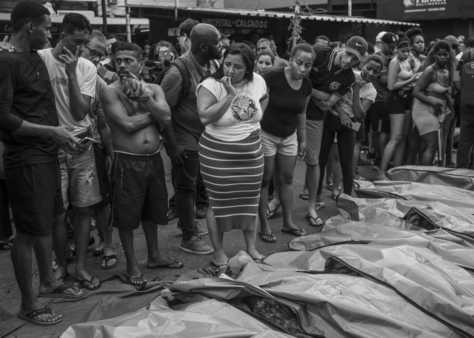 Brazil, Rio de Janeiro, 29 October 2025 Dozens of dead bodies are laid out in São Lucas Square in the Complexo da Penha neighborhood while family members and community residents shout in protest against police violence. The square has become a base of operations for the Forensic Medical Institute to recover the bodies for examination. This turbulent day follows the deadliest police operation in the history of Rio de Janeiro, in which at least 126 people were killed.